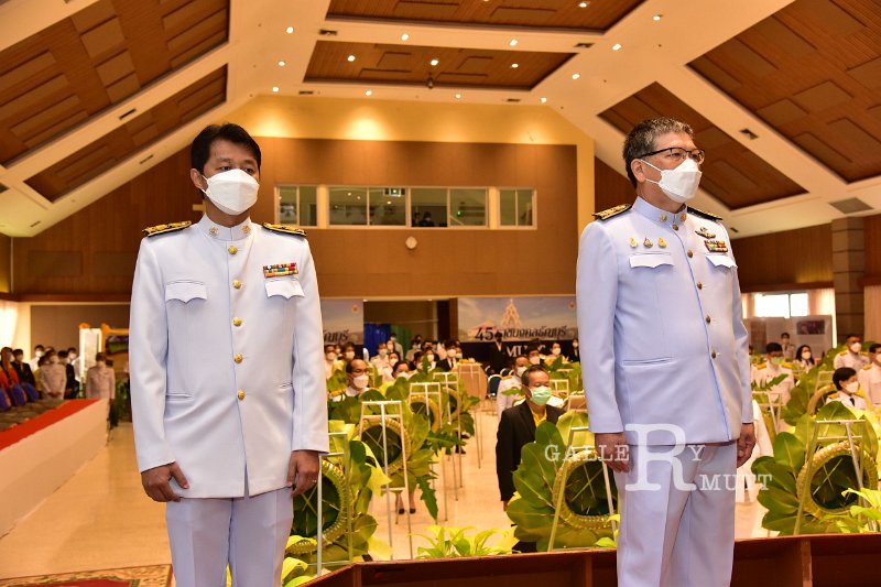20211013 laying-a-wreath-042.JPG